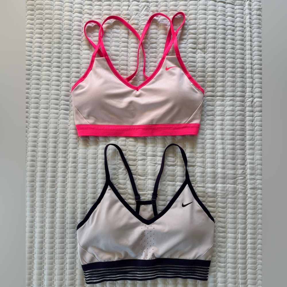 Bundle of TWO Nike sports bras!